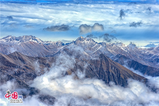 探訪海拔4860米的天堂秘境“達古冰川”