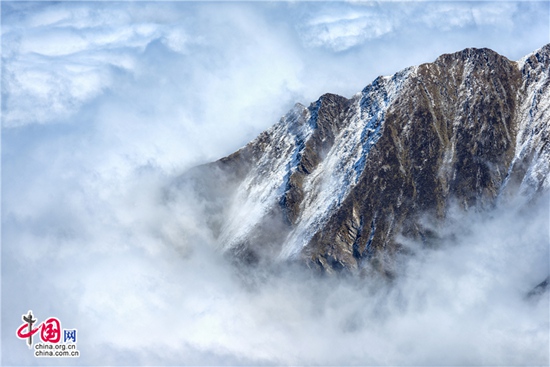 探訪海拔4860米的天堂秘境“達古冰川”