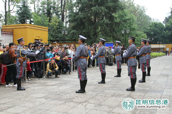 云南陸軍講武堂歷史博物館舉行的軍事?lián)Q崗操演儀式