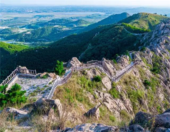 青島這些鄉(xiāng)村小鎮(zhèn)帶你領(lǐng)略初冬的極致美