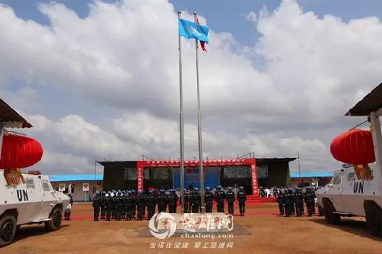 中國第五支駐利比里亞維和警察防暴隊授勛儀式 中國第五支駐利比里亞維和警察防暴隊授勛儀式