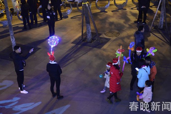 再無(wú)飛雪！昆明連續(xù)兩年文明過(guò)“平安夜”