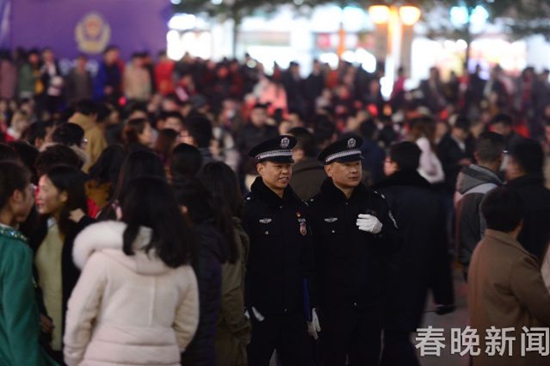 再無(wú)飛雪！昆明連續(xù)兩年文明過(guò)“平安夜”