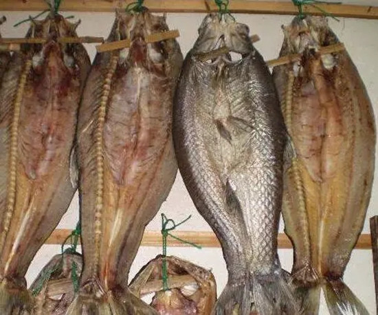 江川星云湖大魚(yú)已上岸 昆明人趕緊南下采購(gòu)腌制