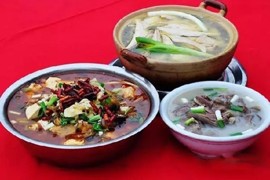 江川星云湖大魚(yú)已上岸 昆明人趕緊南下采購(gòu)腌制