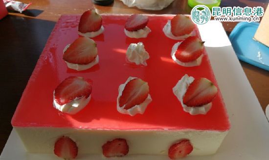 邵女士實(shí)際購(gòu)買(mǎi)到的蛋糕