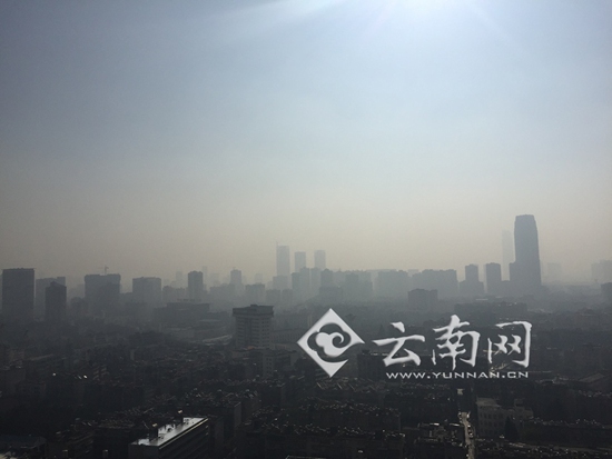 昆明空氣質(zhì)量遭遇“滑鐵盧”現(xiàn)中度污染 市環(huán)保局：氣象原因造成非霧霾