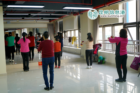 官渡區(qū)新增3個(gè)社區(qū)居家養(yǎng)老服務(wù)中心 惠及2000余名老年居民