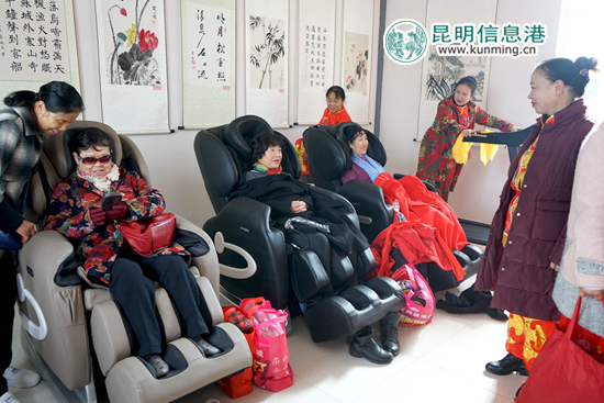 官渡區(qū)新增3個(gè)社區(qū)居家養(yǎng)老服務(wù)中心 惠及2000余名老年居民