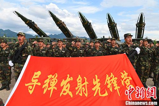 “90后”導彈兵：發(fā)射架下的夢想