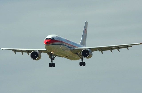 飛機(jī) 飛機(jī)