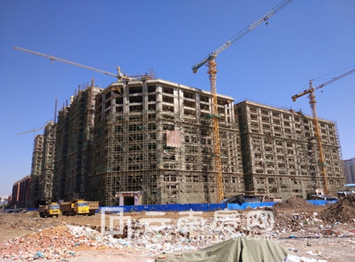 去年停工之前的榕園小區(qū)