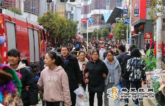 8日起維西縣城開啟年貨街模式 8日起維西縣城開啟年貨街模式
