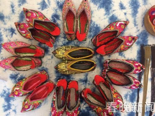 “大理年貨街”正式開街 12縣市特色民俗文化創(chuàng)意展不斷 “大理年貨街”正式開街 12縣市特色民俗文化創(chuàng)意展不斷