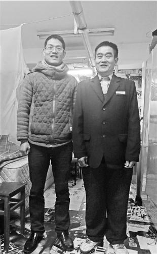 父親浙大當(dāng)宿管兒子浙大讀博 共餐時(shí)光最幸福 父親浙大當(dāng)宿管兒子浙大讀博 共餐時(shí)光最幸福