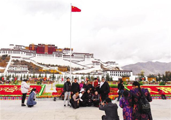 【盤點(diǎn)】藏地“雙節(jié)”年味濃，雪域如何慶新春？