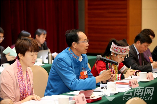 【聚焦全國(guó)兩會(huì)】云南代表團(tuán)全體會(huì)議討論全團(tuán)議案建議