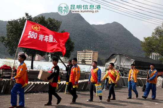 多方愛(ài)心接力 兔唇孤兒踏上圓夢(mèng)之旅  