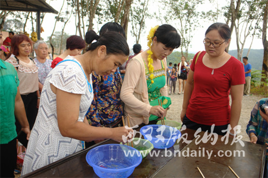 西雙版納州各地各部門開展活動(dòng)慶?！叭恕眿D女節(jié)