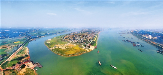 三省全國代表委員共話河長制：滇池與湘江太湖的“對話”