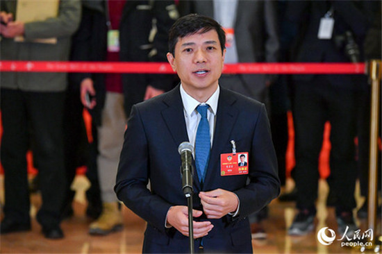 兩會“娜”么說之第十三說：無人車、李彥宏與兩會“黑科技”