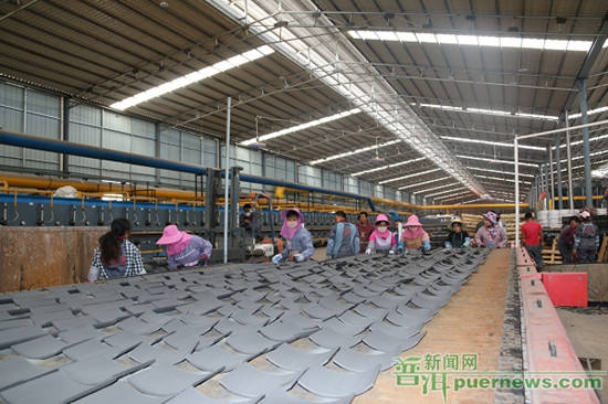 古韻建材為寧洱脫貧攻堅(jiān)“添磚加瓦” 古韻建材為寧洱脫貧攻堅(jiān)“添磚加瓦”