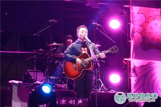 鄭鈞許巍領(lǐng)銜 2018云南騰沖啟迪風(fēng)馬音樂藝術(shù)節(jié)燃爆邊城 鄭鈞許巍領(lǐng)銜 2018云南騰沖啟迪風(fēng)馬音樂藝術(shù)節(jié)燃爆邊城