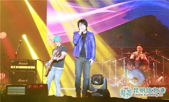 鄭鈞許巍領(lǐng)銜 2018云南騰沖啟迪風(fēng)馬音樂藝術(shù)節(jié)燃爆邊城 鄭鈞許巍領(lǐng)銜 2018云南騰沖啟迪風(fēng)馬音樂藝術(shù)節(jié)燃爆邊城