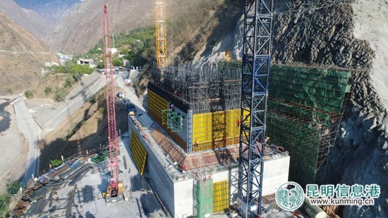 云南省格巧高速開(kāi)展“三搶三抓百日攻堅(jiān)”勞動(dòng)競(jìng)賽 云南省格巧高速開(kāi)展“三搶三抓百日攻堅(jiān)”勞動(dòng)競(jìng)賽