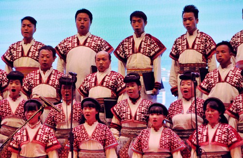 大山走出來的苗族農(nóng)民合唱團(tuán)