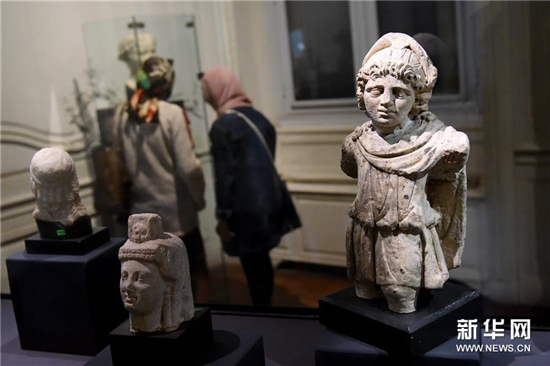 3月12日，游客在埃及亞歷山大國(guó)家博物館參觀。