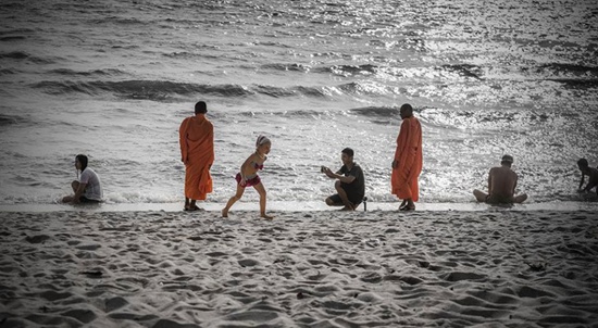 泰國芭提雅:燈紅酒綠外還有難以治愈的寂寞 泰國芭提雅:燈紅酒綠外還有難以治愈的寂寞