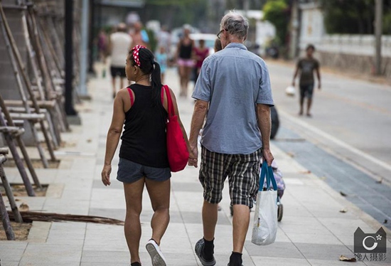 泰國芭提雅:燈紅酒綠外還有難以治愈的寂寞 泰國芭提雅:燈紅酒綠外還有難以治愈的寂寞