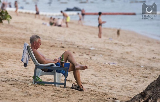 泰國芭提雅:燈紅酒綠外還有難以治愈的寂寞 泰國芭提雅:燈紅酒綠外還有難以治愈的寂寞