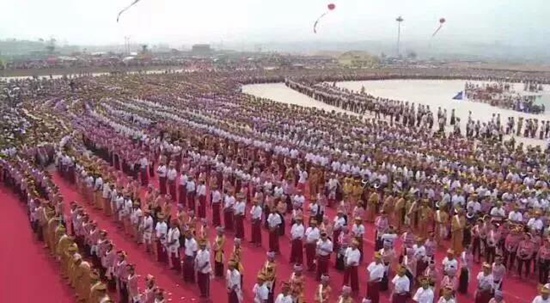 老板 我要請假去德宏過潑水節(jié)