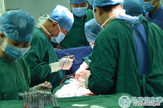 手術現(xiàn)場。供圖