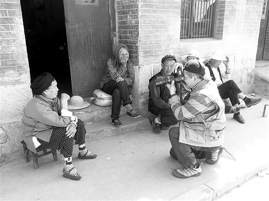 云南文藝界大咖齊聚珠江源 賞人文探歷史 云南文藝界大咖齊聚珠江源 賞人文探歷史