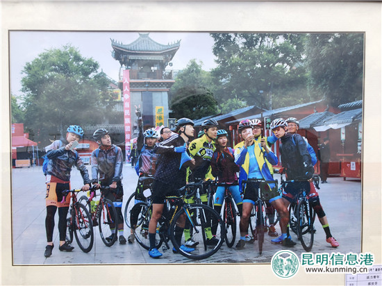 楚雄離退休老同志第九屆攝影作品展出 百幅作品共繪彝鄉(xiāng)新發(fā)展