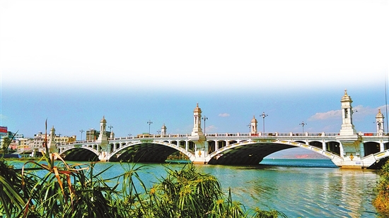 大理市吹響創(chuàng)文“沖鋒號”