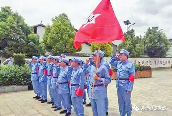 云南一位農(nóng)民創(chuàng)建“紅軍長征過祥云紀念館”