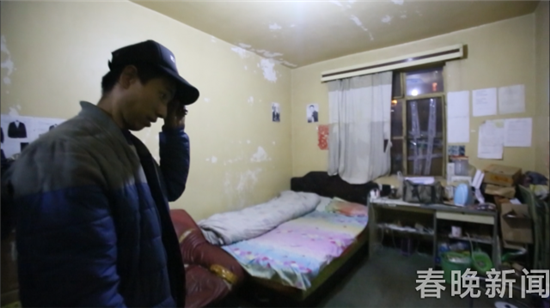 昆明快遞小哥連車帶貨被偷