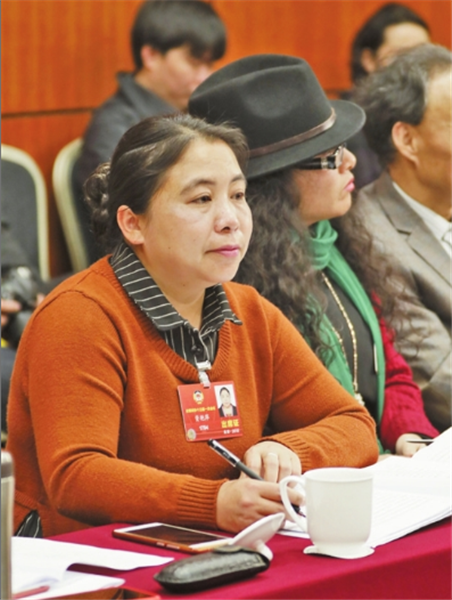 【民族花開新時代】基諾族全國政協(xié)委員資艷萍——山鄉(xiāng)綻放幸福微笑 【民族花開新時代】基諾族全國政協(xié)委員資艷萍——山鄉(xiāng)綻放幸福微笑