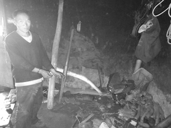 酒后用襠部給酒友當(dāng)靶標(biāo) 男子被打得“蛋疼”后報(bào)警 酒后用襠部給酒友當(dāng)靶標(biāo) 男子被打得“蛋疼”后報(bào)警