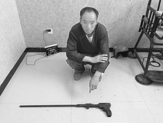 酒后用襠部給酒友當(dāng)靶標(biāo) 男子被打得“蛋疼”后報(bào)警 酒后用襠部給酒友當(dāng)靶標(biāo) 男子被打得“蛋疼”后報(bào)警