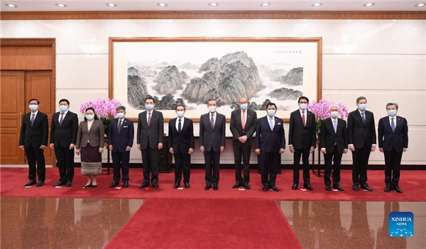 1310310390_16369320796471n