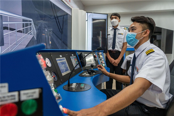 1310342159_16382378134671n