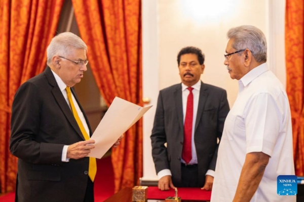 8e831f7cae104c478804550348b7700d 8e831f7cae104c478804550348b7700d