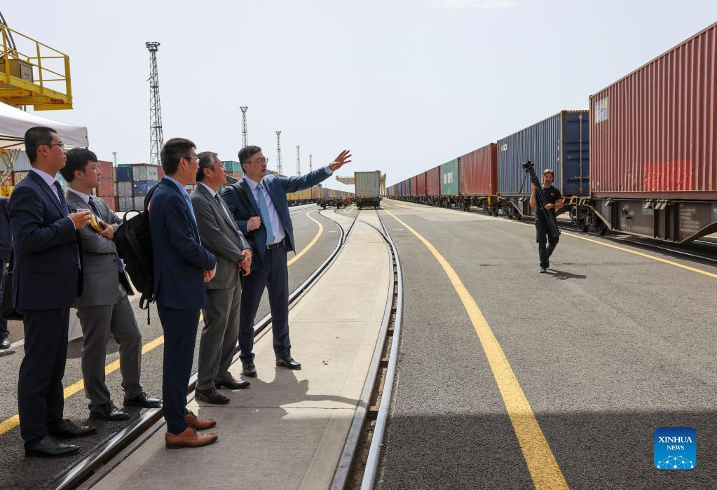 97a6e68b117b46aa93615dfc18205135 97a6e68b117b46aa93615dfc18205135