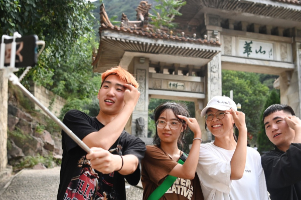 62ce479fa310fd2bec96052a