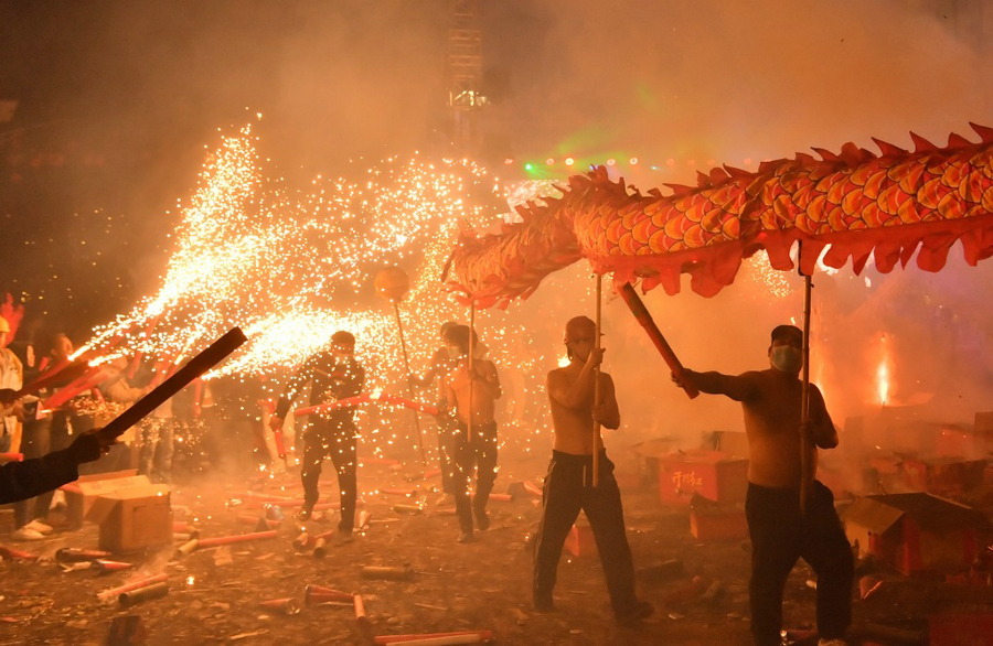 65d16732a31041d30dec4d1e